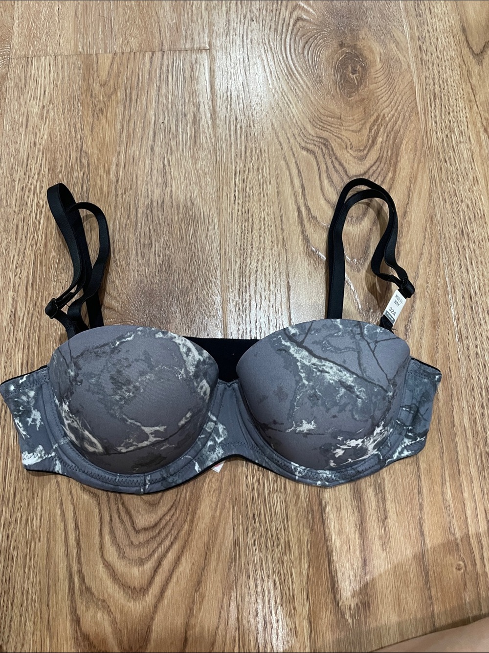 Victoria's Secret Gray Marble-Print Push-Up Bra with Black Straps